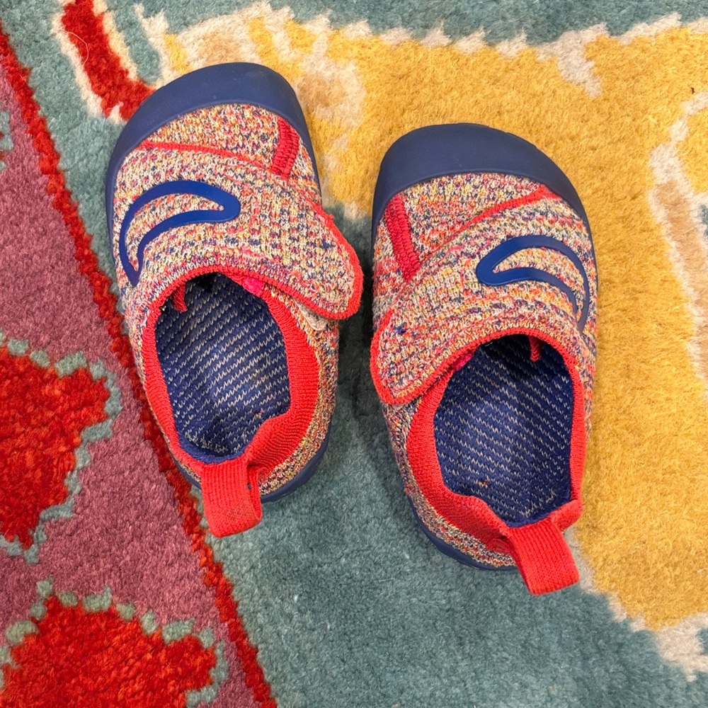 Baby / Toddler Nike Swoosh 1 - size 6
